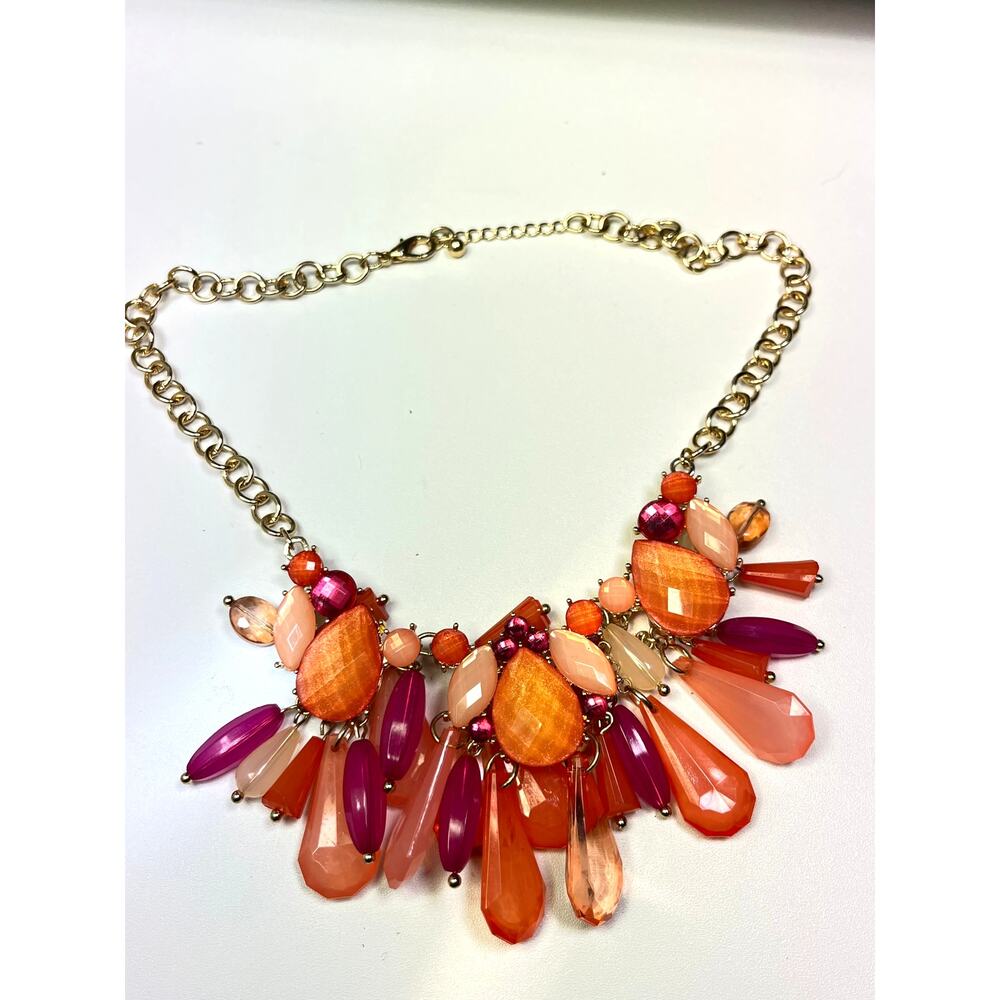 Fuchsia and Peach Statement Necklace Bold Beaded Choker Gold Tone Chain Necklace - Picture 6 of 6